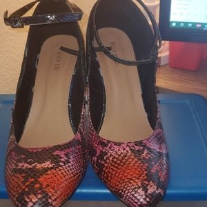 Multi Color Snake Skin Print Wedges